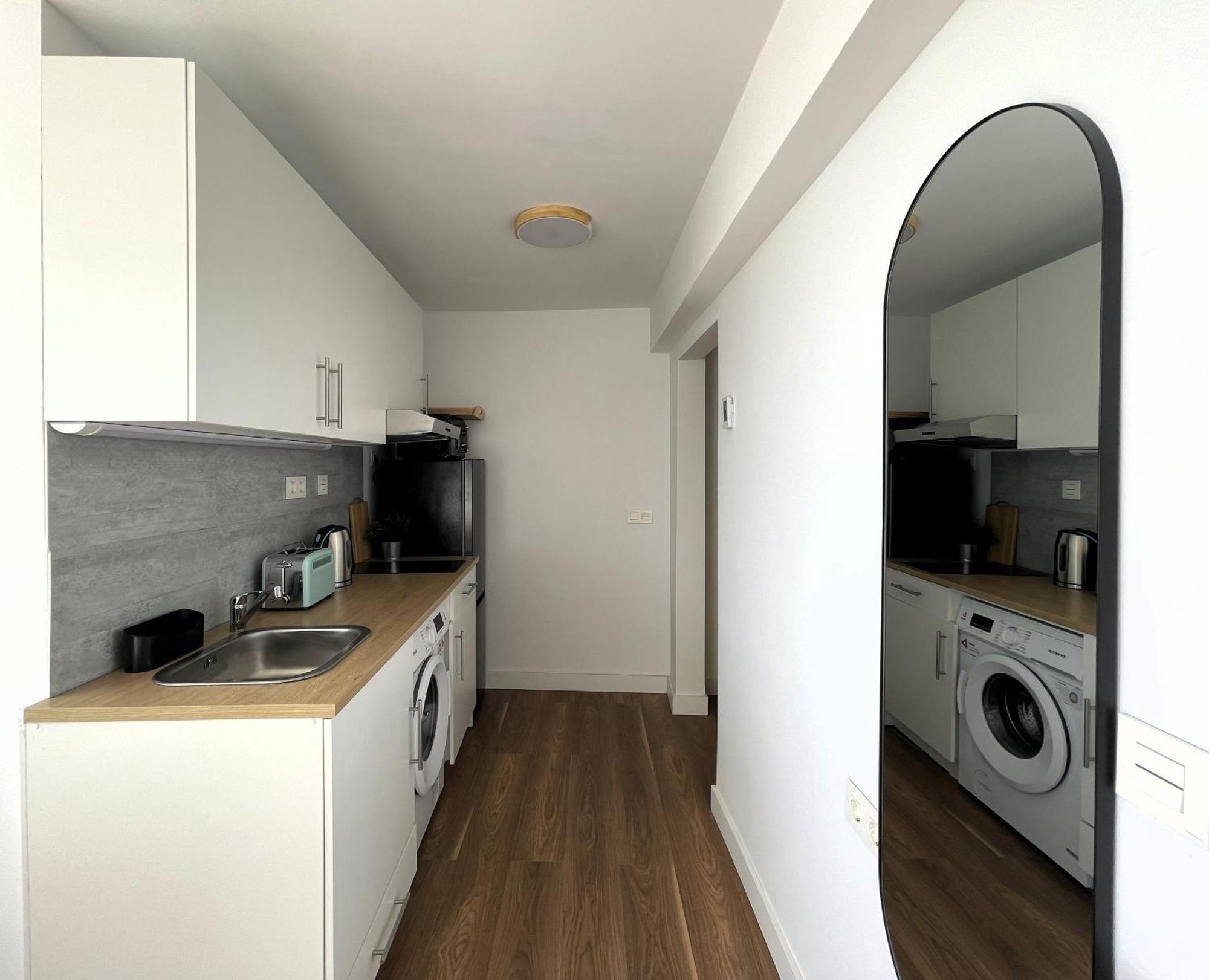 Apartamento Calma Carihuela Beach - 10 Metros De La Playa Torremolinos Kültér fotó