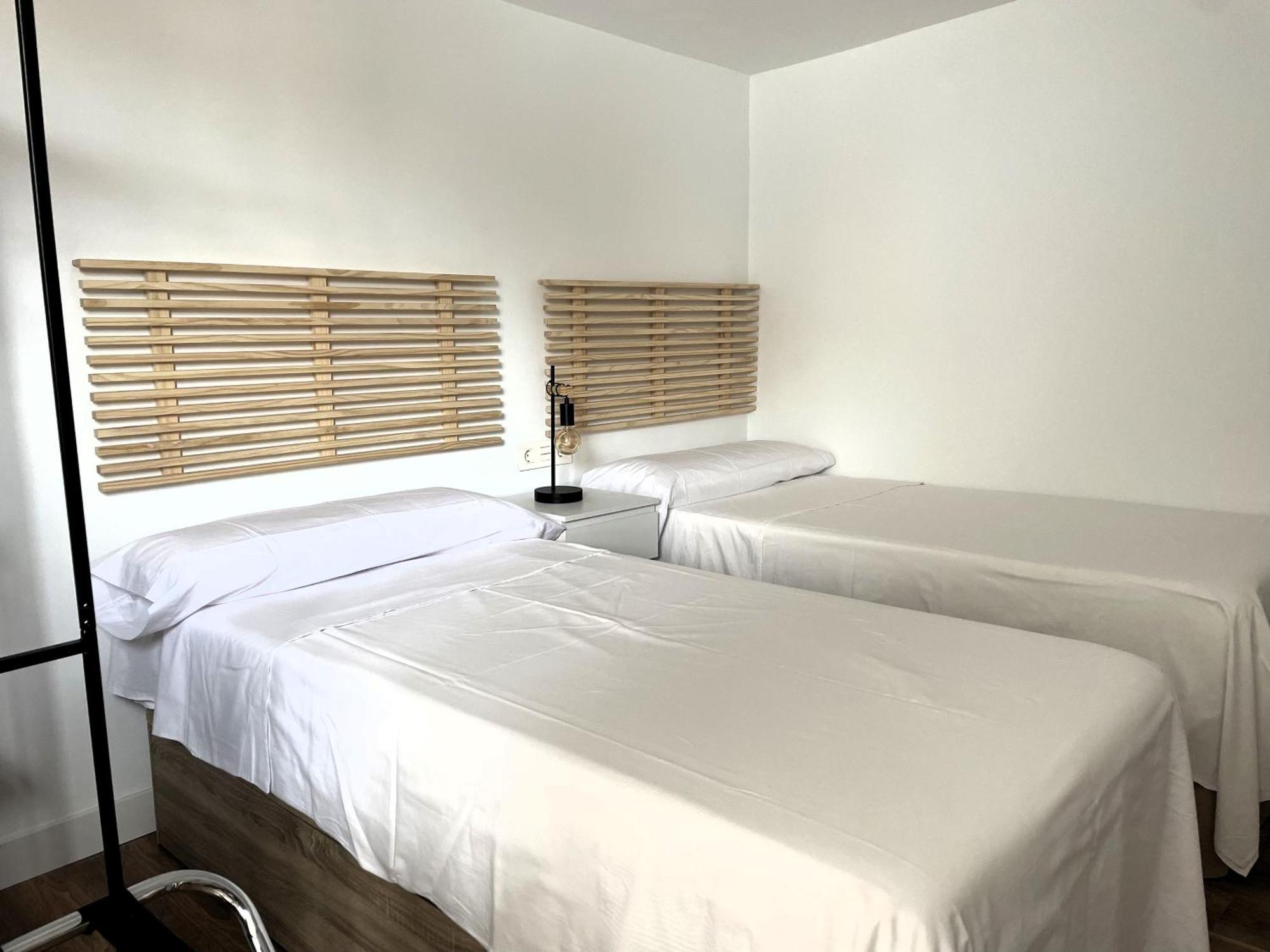 Apartamento Calma Carihuela Beach - 10 Metros De La Playa Torremolinos Kültér fotó